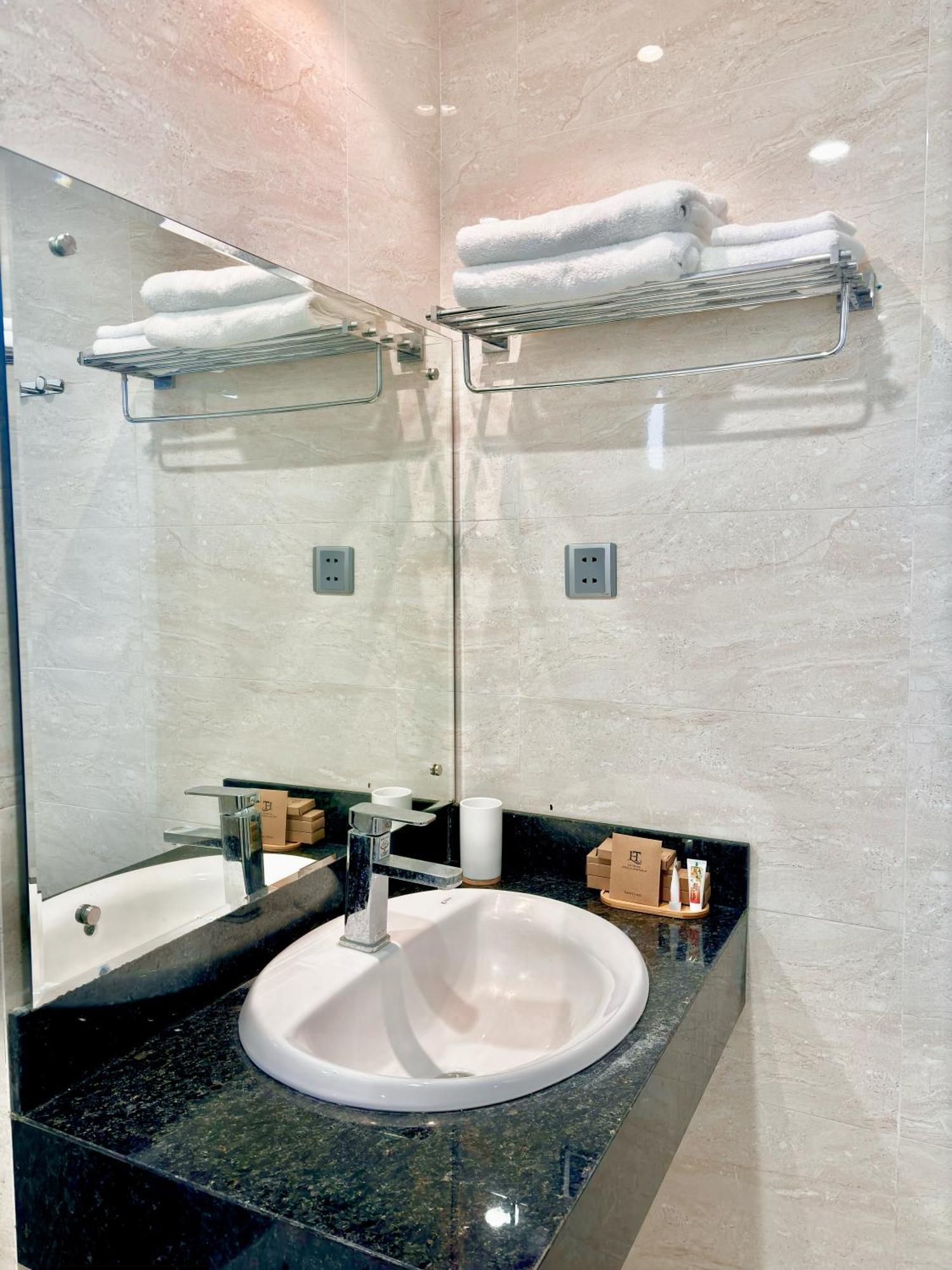 Ha Trang Voronezh Hotel And Apartment ニャチャン エクステリア 写真